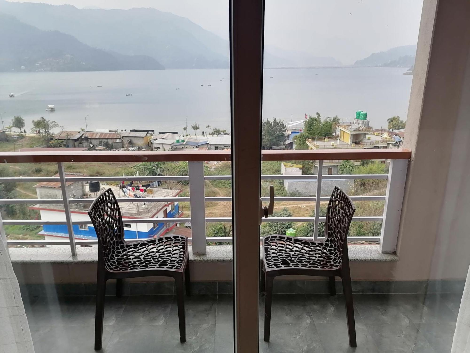 Urban Boutique Hotel Pokhara Dış mekan fotoğraf