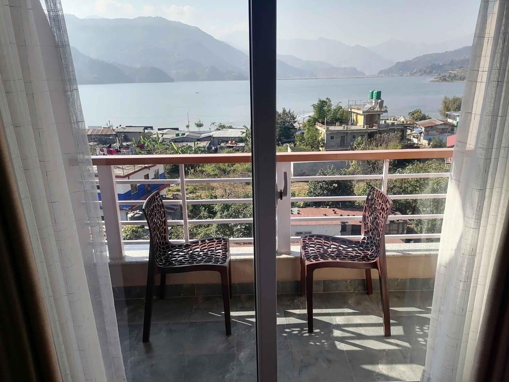 Urban Boutique Hotel Pokhara Dış mekan fotoğraf