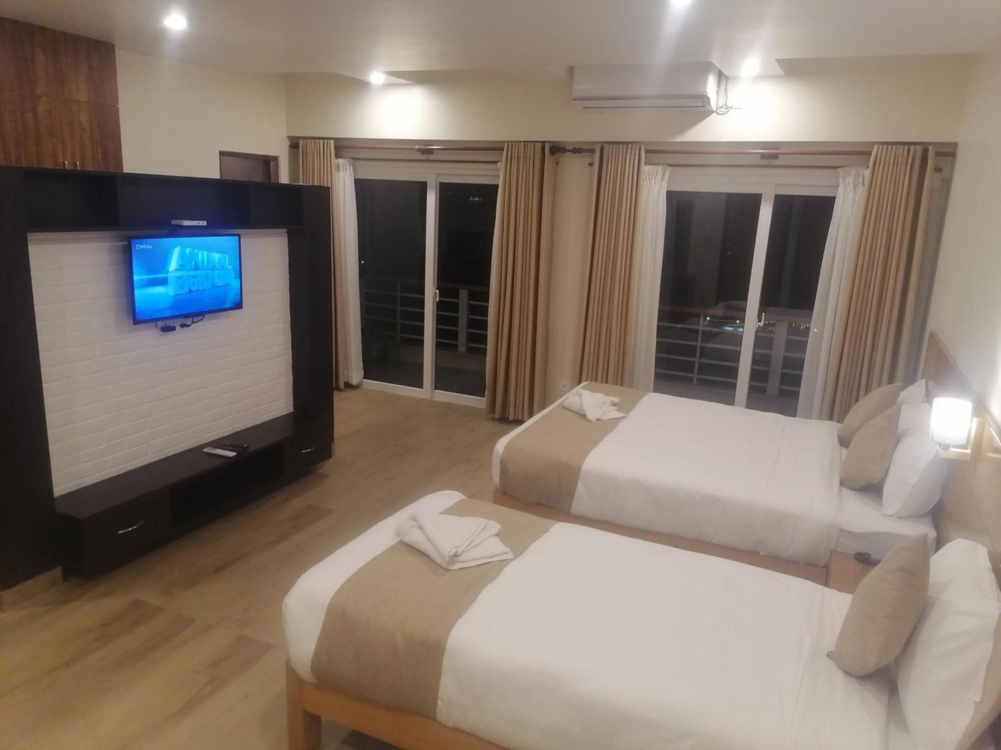 Urban Boutique Hotel Pokhara Dış mekan fotoğraf