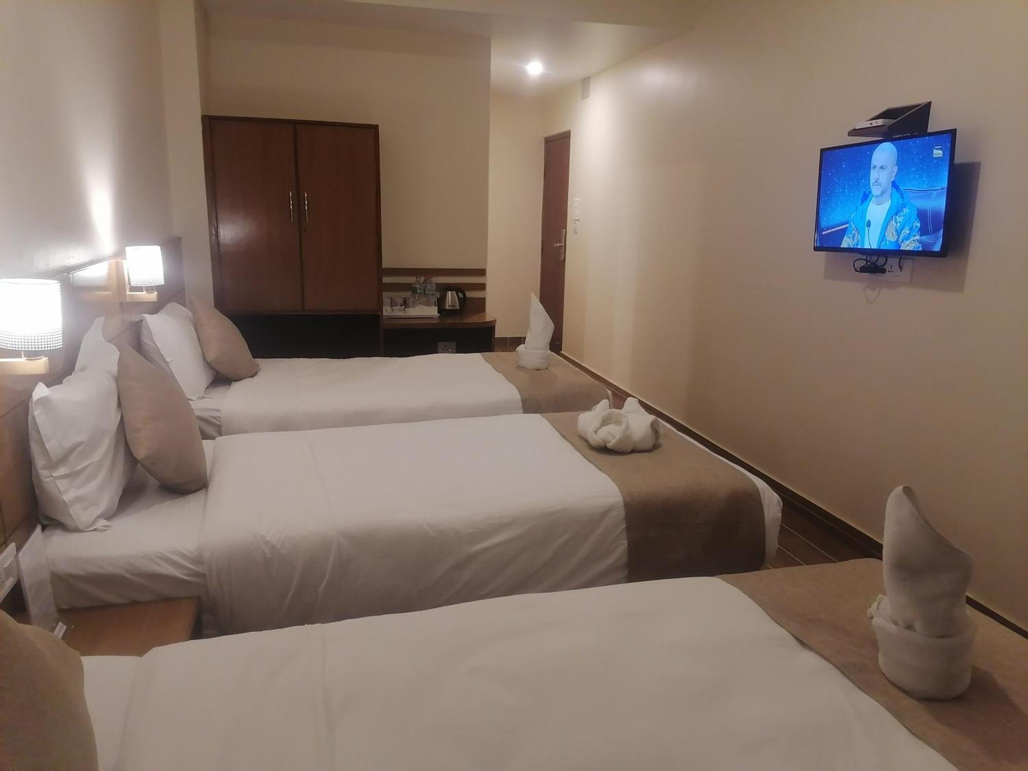 Urban Boutique Hotel Pokhara Dış mekan fotoğraf