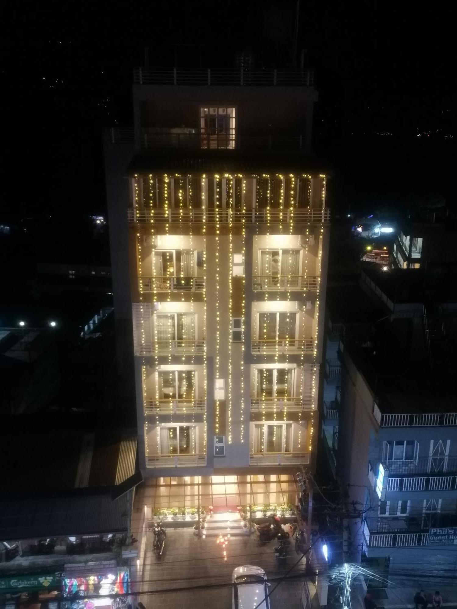 Urban Boutique Hotel Pokhara Dış mekan fotoğraf